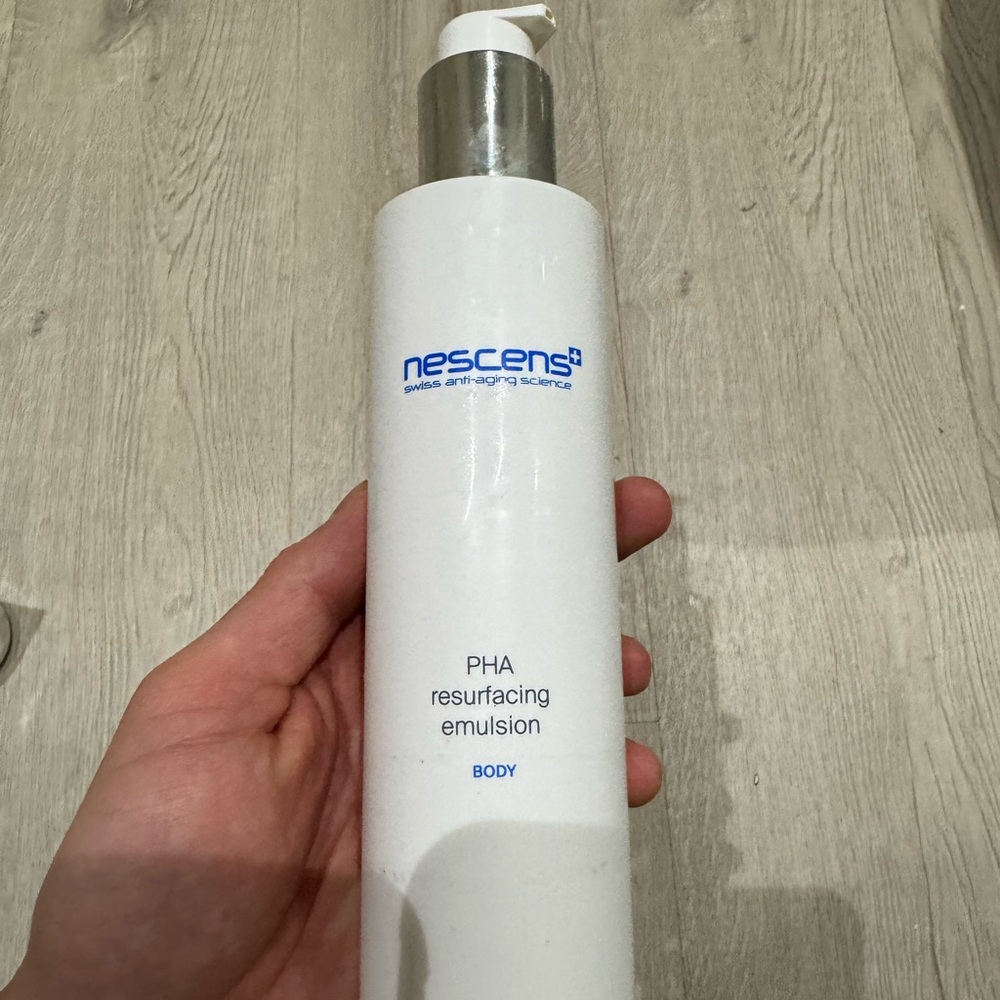 Nescens PHA Resurfacing Emulsion-Body, 200mL
